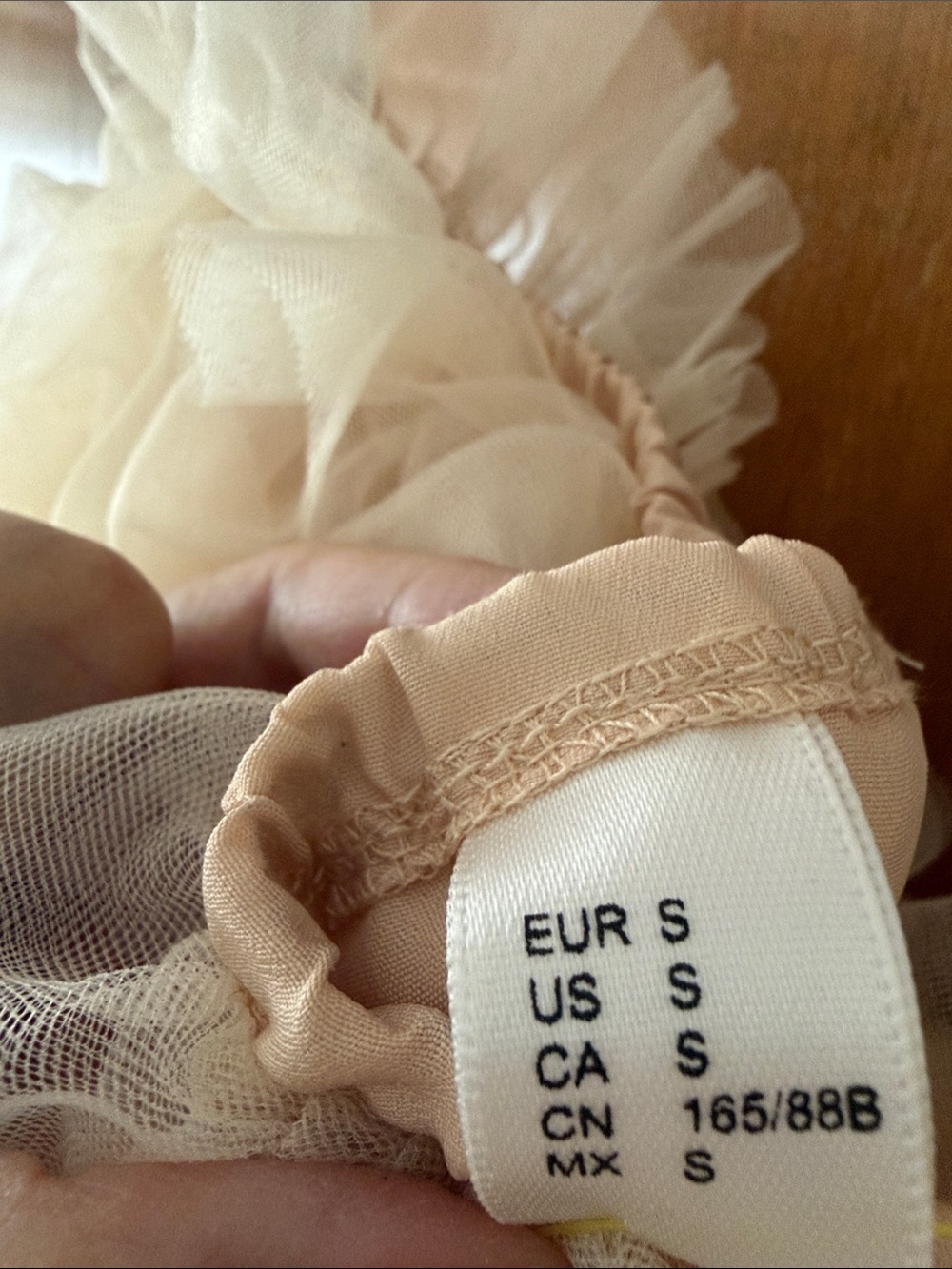 Soft Ivory Tulle strapless off-shoulder Blouse with sleeves - Picture 7 of 8